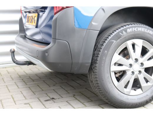 Peugeot Rifter 1.2 PURETECH 130PK ALLURE PACK AUTOMAAT / NAVI / CLIMA / LED / PDC / 16" LMV / CAMERA / TREKHAAK ... ActivLease financial lease