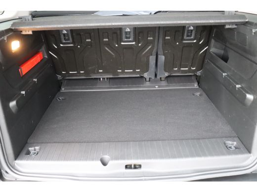 Peugeot Rifter 1.2 PURETECH 130PK ALLURE PACK AUTOMAAT / NAVI / CLIMA / LED / PDC / 16" LMV / CAMERA / TREKHAAK ... ActivLease financial lease