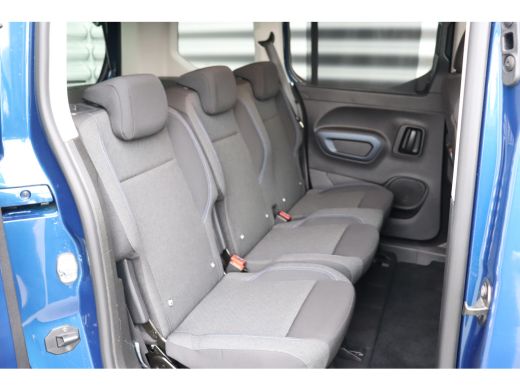 Peugeot Rifter 1.2 PURETECH 130PK ALLURE PACK AUTOMAAT / NAVI / CLIMA / LED / PDC / 16" LMV / CAMERA / TREKHAAK ... ActivLease financial lease