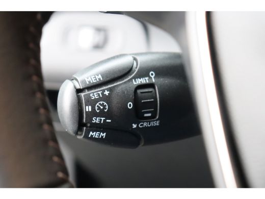 Peugeot Rifter 1.2 PURETECH 130PK ALLURE PACK AUTOMAAT / NAVI / CLIMA / LED / PDC / 16" LMV / CAMERA / TREKHAAK ... ActivLease financial lease