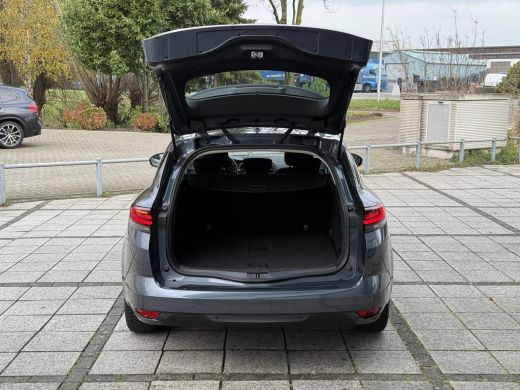 Renault M&eacute;gane Estate Estate 1.3 TCe 140 Equilibre | Navi | LED | Carplay | ActivLease financial lease