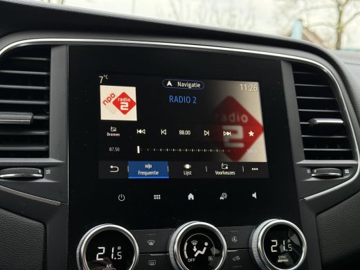 Renault M&eacute;gane Estate Estate 1.3 TCe 140 Equilibre | Navi | LED | Carplay | ActivLease financial lease