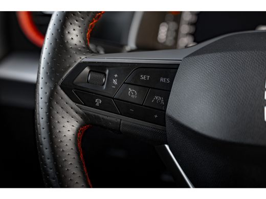 Seat Arona 1.0 TSI 110 PK FR Business Intense Carplay | Adaptive cruise control | Dodehoekdetectie | Keyless... ActivLease financial lease