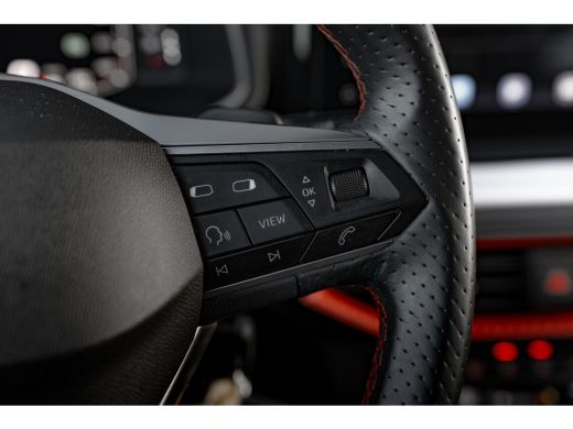 Seat Arona 1.0 TSI 110 PK FR Business Intense Carplay | Adaptive cruise control | Dodehoekdetectie | Keyless... ActivLease financial lease