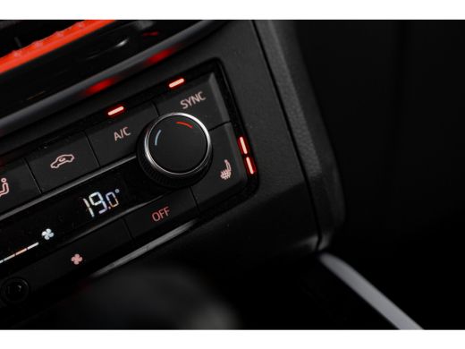 Seat Arona 1.0 TSI 110 PK FR Business Intense Carplay | Adaptive cruise control | Dodehoekdetectie | Keyless... ActivLease financial lease