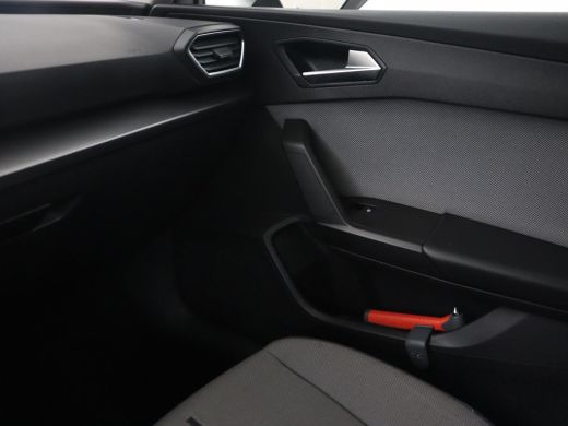 Seat Leon 1.0 TSI Style Intens | Camera | Carplay | Adaptive cruise | Navigatie | DAB | Full LED | Park Ass... ActivLease financial lease