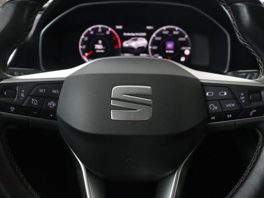 Seat Leon 1.0 TSI Style Intens | Camera | Carplay | Adaptive cruise | Navigatie | DAB | Full LED | Park Ass... ActivLease financial lease