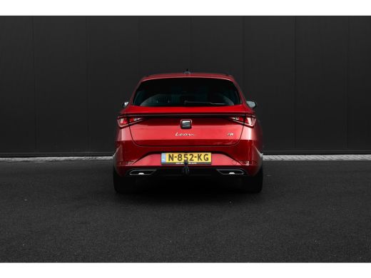 Seat Leon Sportstourer 1.5 eTSI FR Business Intense | Trekhaak | Carplay | Adapt. Cruise | Dodehoekdetectie... ActivLease financial lease
