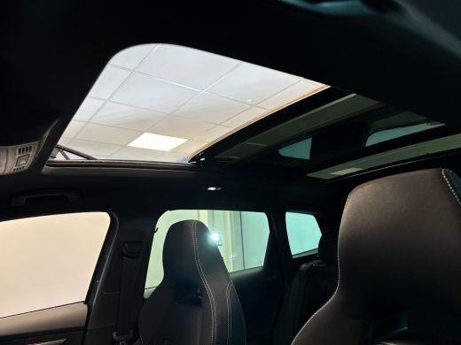 Skoda Karoq 1.5 150pk TSI ACT Sportline Business Panoramadak | Verwarmbare stoelen voor | Verwarmbare voorruit ActivLease financial lease