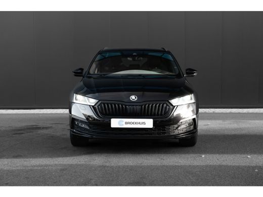 Skoda Octavia Combi 1.4 TSI iV PHEV Sportline Business | 204 pk | Adapt. Cruise | 19" inch | Camera | Head-up d... ActivLease financial lease