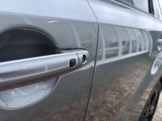 Suzuki Vitara 1.4 S | Adaptive Cruise | Stoelverwarming | Key Less | Parkeer Camera ActivLease financial lease