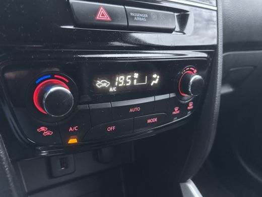 Suzuki Vitara 1.4 S | Adaptive Cruise | Stoelverwarming | Key Less | Parkeer Camera ActivLease financial lease