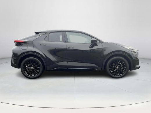 Toyota C-HR 2.0 Plug-in Hybrid 220 Black Edition | &euro; 2.000 extra inruilwaarde | ActivLease financial lease