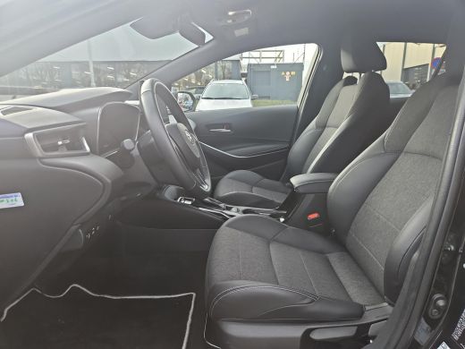 Toyota Corolla Touring Sports Hybrid 140 Dynamic ActivLease financial lease