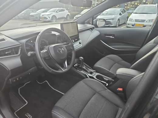 Toyota Corolla Touring Sports Hybrid 140 Dynamic ActivLease financial lease