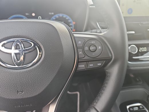 Toyota Corolla Touring Sports Hybrid 140 Dynamic ActivLease financial lease