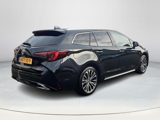 Toyota Corolla Touring Sports Hybrid 140 Dynamic ActivLease financial lease