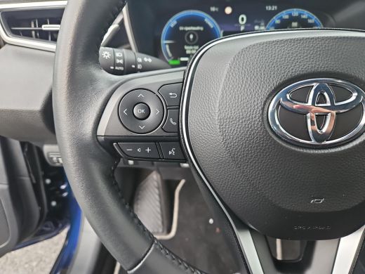 Toyota Corolla Touring Sports Hybrid 140 Dynamic ActivLease financial lease