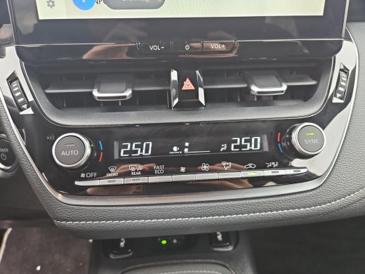 Toyota Corolla Touring Sports Hybrid 140 Dynamic ActivLease financial lease