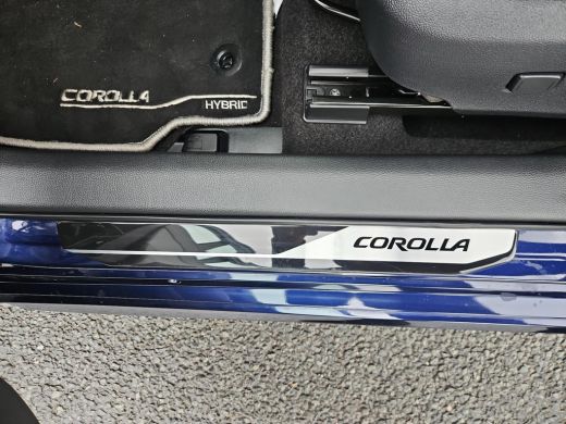 Toyota Corolla Touring Sports Hybrid 140 Dynamic ActivLease financial lease