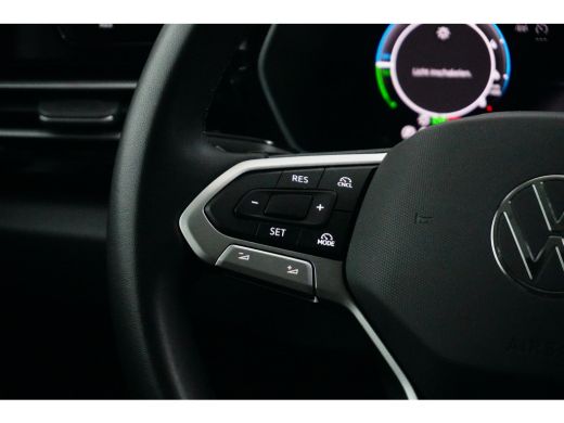 Volkswagen Caddy Life Maxi eHybrid | 7-Persoons | Led Verlichting | 17" Velgen | Digitaal Display | PHEV ActivLease financial lease