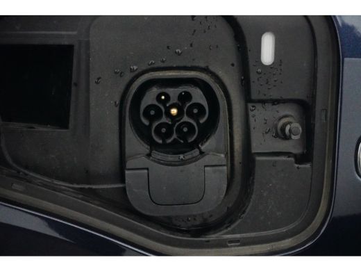 Volkswagen Caddy Life Maxi eHybrid | 7-Persoons | Led Verlichting | 17" Velgen | Digitaal Display | PHEV ActivLease financial lease