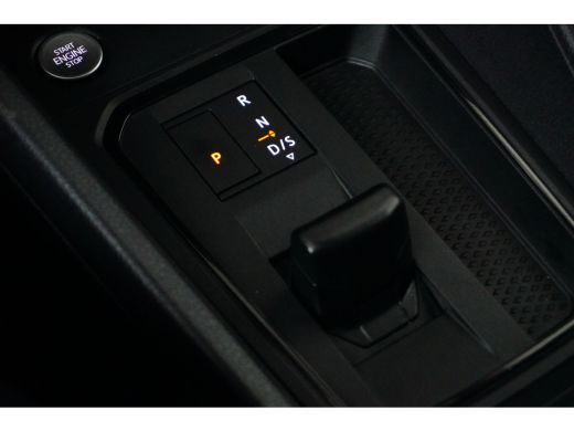 Volkswagen Caddy Life Maxi eHybrid | 7-Persoons | Led Verlichting | 17" Velgen | Digitaal Display | PHEV ActivLease financial lease