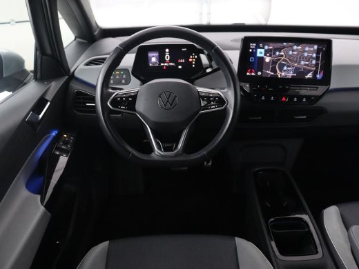 Volkswagen ID.3 First Plus 58 kWh | Trekhaak | Stoel & stuurverwarming | Matrix LED | Camera | Carplay | Sfeerver... ActivLease financial lease