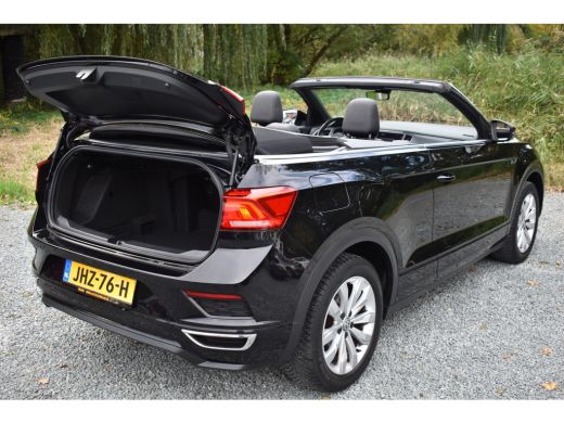 Volkswagen T-Roc 1.5 TSI 150PK DSG R-LINE SPORT/PDC/NAVI ActivLease financial lease