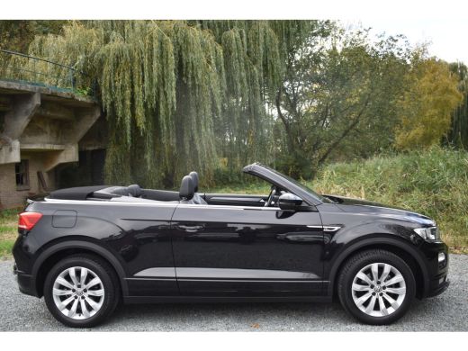 Volkswagen T-Roc 1.5 TSI 150PK DSG R-LINE SPORT/PDC/NAVI ActivLease financial lease