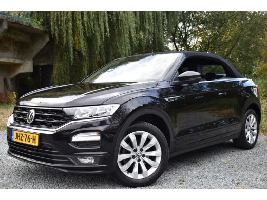 Volkswagen T-Roc 1.5 TSI 150PK DSG R-LINE SPORT/PDC/NAVI ActivLease financial lease