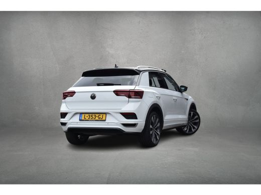 Volkswagen T-Roc 1.5 TSI Sport Business R | Pano | Half Leer | Virtual | Apple CarPlay ActivLease financial lease