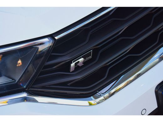 Volkswagen T-Roc 1.5 TSI Sport Business R | Pano | Half Leer | Virtual | Apple CarPlay ActivLease financial lease