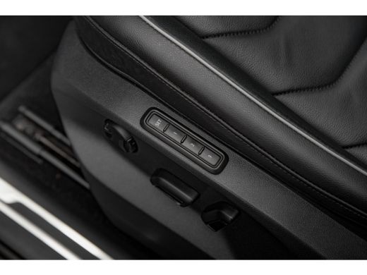 Volkswagen Tiguan 1.4 TSI eHybrid 245PK R-Line | Trekhaak | Panoramadak | Leder | ActivLease financial lease