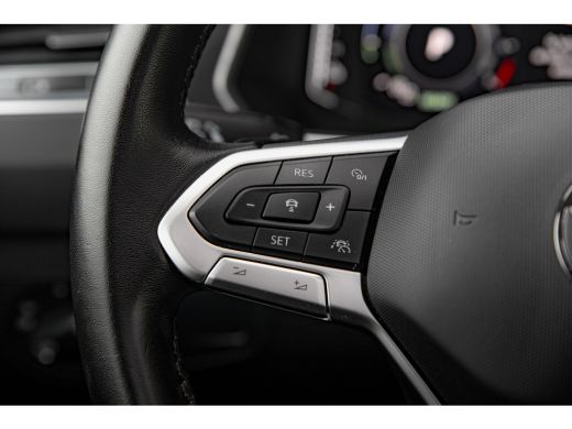 Volkswagen Tiguan 1.4 TSI eHybrid 245PK R-Line | Trekhaak | Panoramadak | Leder | ActivLease financial lease