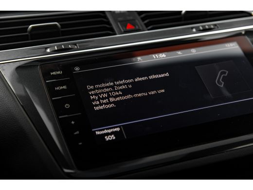 Volkswagen Tiguan 1.4 TSI eHybrid 245PK R-Line | Trekhaak | Panoramadak | Leder | ActivLease financial lease