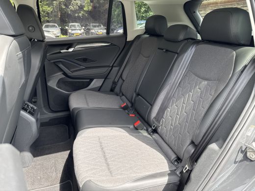 Volkswagen Tiguan 1.5 eTSI DSG LIFE EDITION TREKHAAK/NAVI/CAMERA/IQ-LIGHT ActivLease financial lease