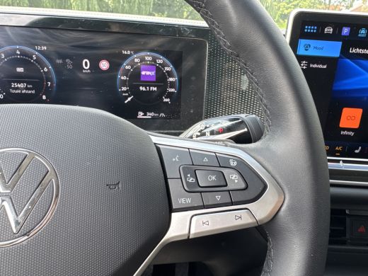 Volkswagen Tiguan 1.5 eTSI DSG LIFE EDITION TREKHAAK/NAVI/CAMERA/IQ-LIGHT ActivLease financial lease