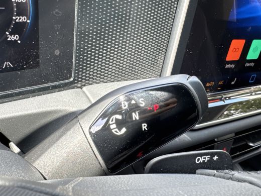 Volkswagen Tiguan 1.5 eTSI DSG LIFE EDITION TREKHAAK/NAVI/CAMERA/IQ-LIGHT ActivLease financial lease