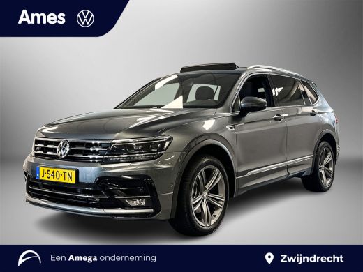 Volkswagen Tiguan Allspace 1.5 TSI Highline Business R Panoramadak | Verwarmbare voorstoelen | Navigatiesysteem