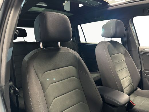 Volkswagen Tiguan Allspace 1.5 TSI Highline Business R Panoramadak | Verwarmbare voorstoelen | Navigatiesysteem ActivLease financial lease