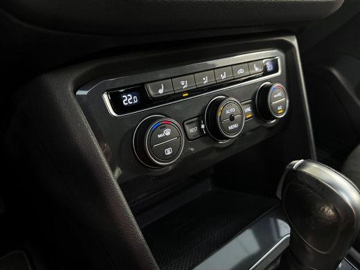 Volkswagen Tiguan Allspace 1.5 TSI Highline Business R Panoramadak | Verwarmbare voorstoelen | Navigatiesysteem ActivLease financial lease