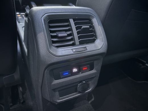 Volkswagen Tiguan Allspace 1.5 TSI Highline Business R 7p. | Pano | Elektrische Trekhaak | Memory Stoelen | Leer ActivLease financial lease