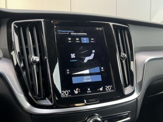 Volvo  V60 2.0 B3 Momentum Business | Trekhaak | 19'' Velgen | Adaptieve Cruise control | Stoel en stuurwiel... ActivLease financial lease