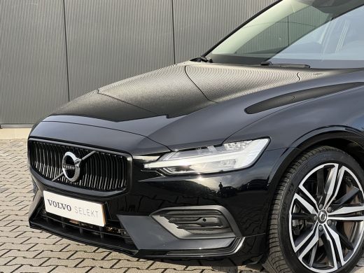 Volvo  V60 2.0 B3 Momentum Business | Trekhaak | 19'' Velgen | Adaptieve Cruise control | Stoel en stuurwiel... ActivLease financial lease