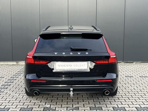 Volvo  V60 2.0 B3 Momentum Business | Trekhaak | 19'' Velgen | Adaptieve Cruise control | Stoel en stuurwiel... ActivLease financial lease