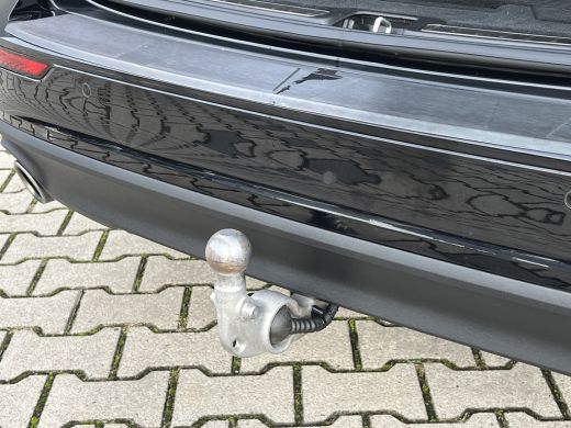 Volvo  V60 2.0 B3 Momentum Business | Trekhaak | 19'' Velgen | Adaptieve Cruise control | Stoel en stuurwiel... ActivLease financial lease