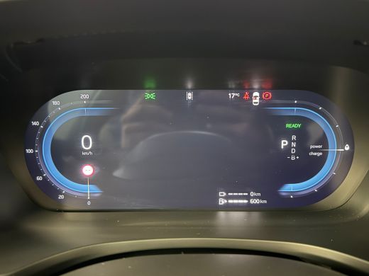 Volvo  V60 2.0 T6 Plug-in hybrid AWD Essential Bright | Achterbank verwarmd | Achteruitrijcamera | Chroom de... ActivLease financial lease