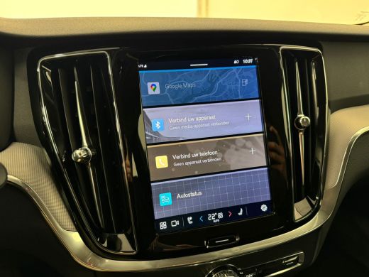 Volvo  V60 2.0 T6 Plug-in hybrid AWD Essential Bright | Achterbank verwarmd | Achteruitrijcamera | Chroom de... ActivLease financial lease