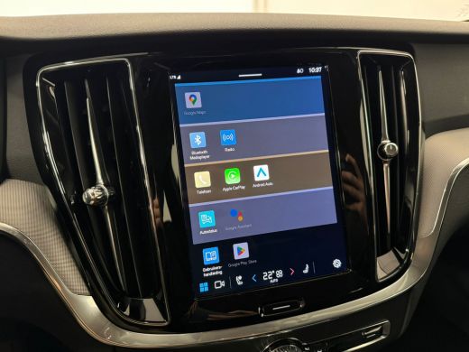 Volvo  V60 2.0 T6 Plug-in hybrid AWD Essential Bright | Achterbank verwarmd | Achteruitrijcamera | Chroom de... ActivLease financial lease